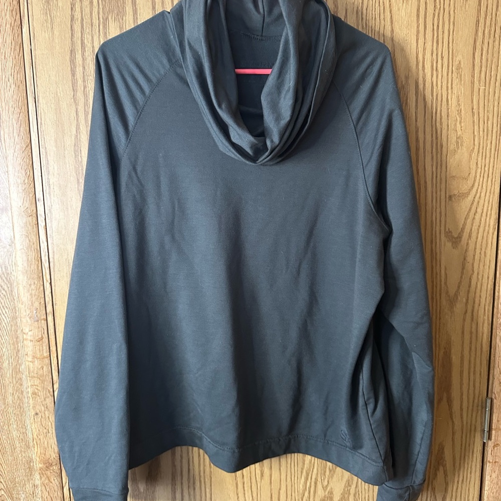 Women’s Stormy Kromer Gun Metal Gray Cowl Neck Sweater *EUC*